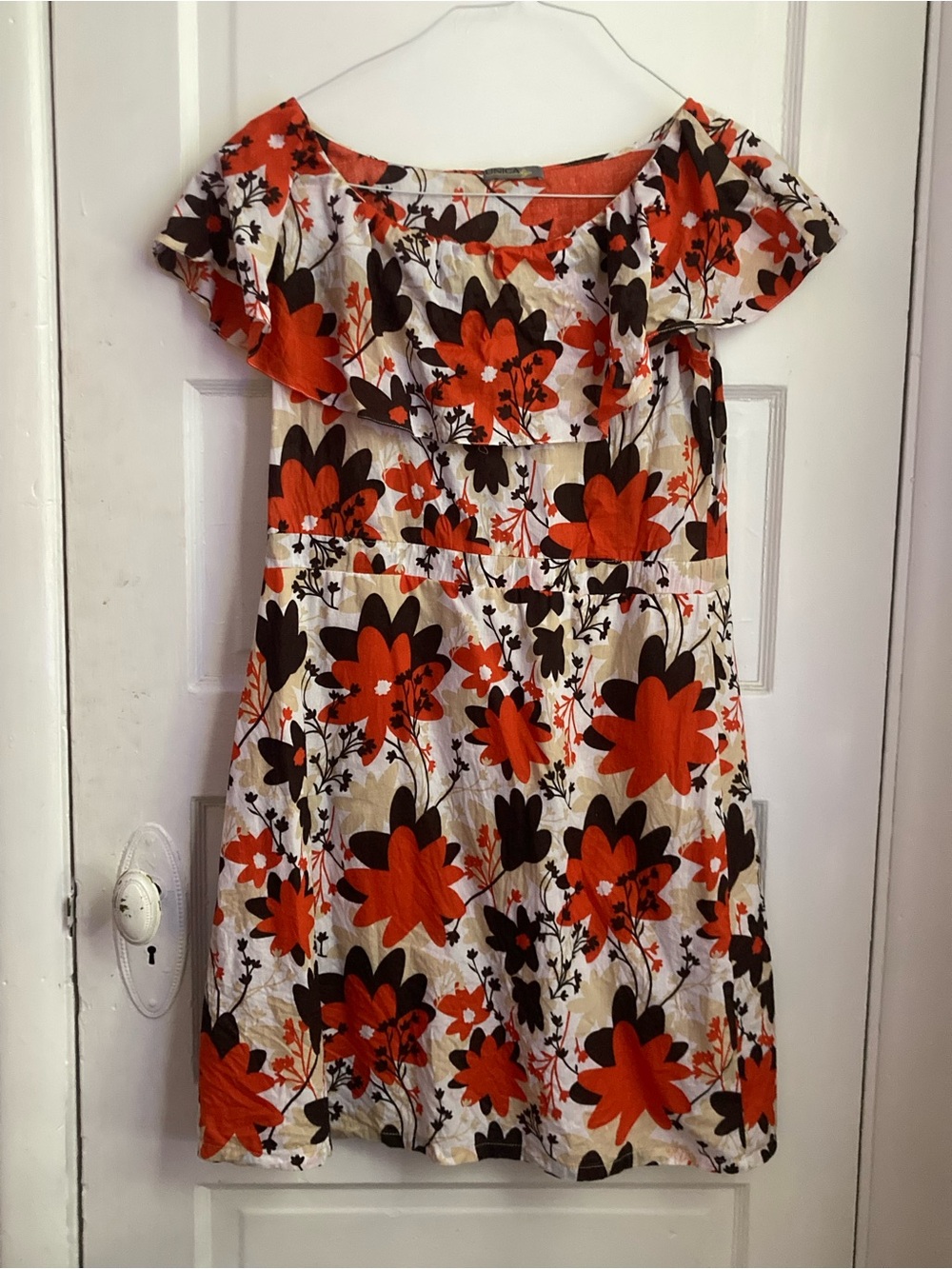 Vintage Floral Ruffle-Trim Dress